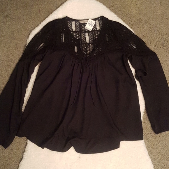 NWT Abercrombie & Fitch top - Picture 11 of 13